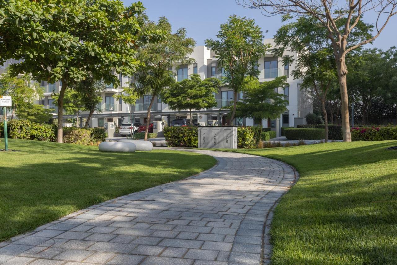 Stay By Latinem Luxury Studio Holiday Home G6-6103 Near Burj Khalifa Dubaï Extérieur photo
